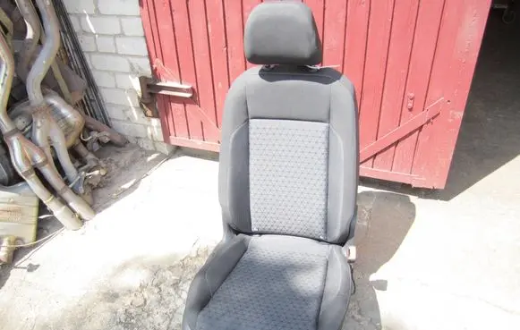 Volkswagen T-Cross Front passenger seat 2GM881334 E13012022 1557425