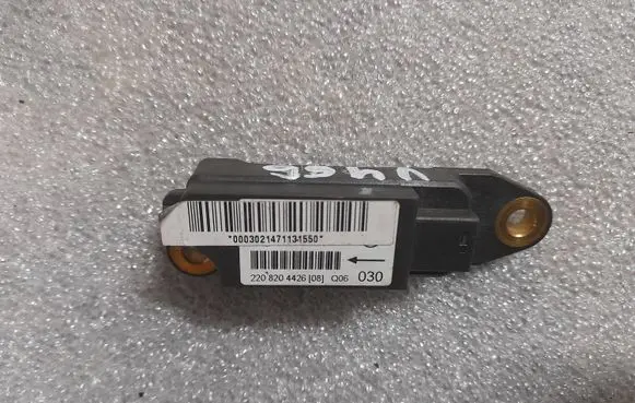 Mercedes-Benz S W220 Airbag deployment crash/impact sensor a2208204426 2208204426
