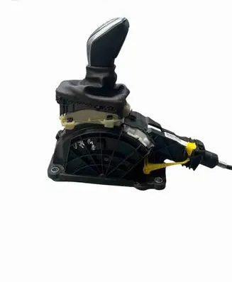 Volvo V70 Gear shifter/selector P31367921