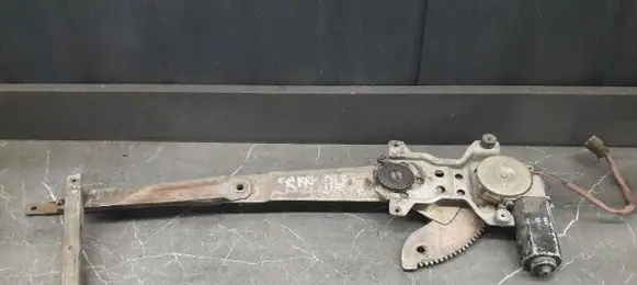 KIA Carnival Front window lifting mechanism without motor