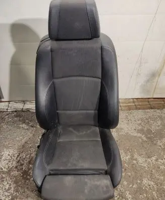 Front passenger seat
