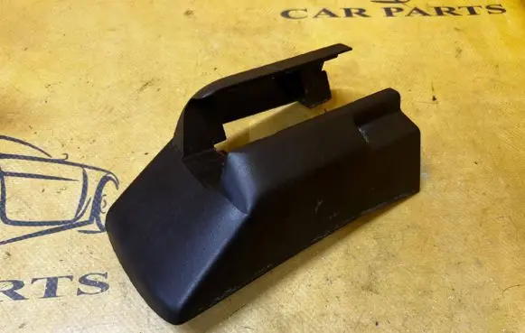 Mercedes-Benz GLS X166 Front driver seat rail trim A1669190100
