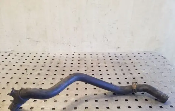 Volkswagen Transporter - Caravelle T4 Engine coolant pipe/hose 074121073AC