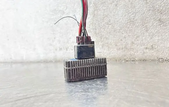 Opel Zafira B Glow plug pre-heat relay 55353011 51299014B