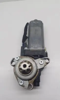 Mercedes-Benz C W204 Seat adjustment motor 0390203002
