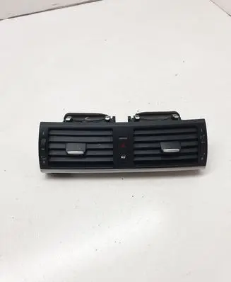BMW X5 E70 Dash center air vent grill 7161801 6958654 0117794