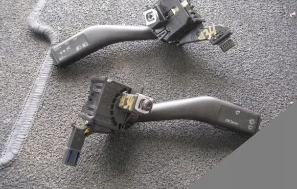Seat Toledo III (5P) Wiper turn signal indicator stalk/switch