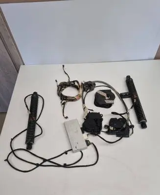 BMW 7 F01 F02 F03 F04 Tailgate hydraulic set 
