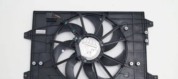 Volvo EX30 Electric radiator cooling fan