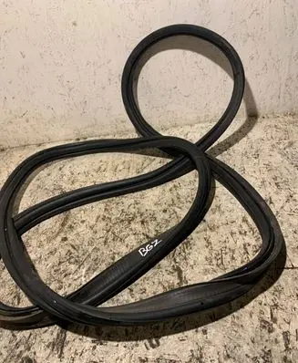 Volvo XC40 Seal rubber (tailgate) 