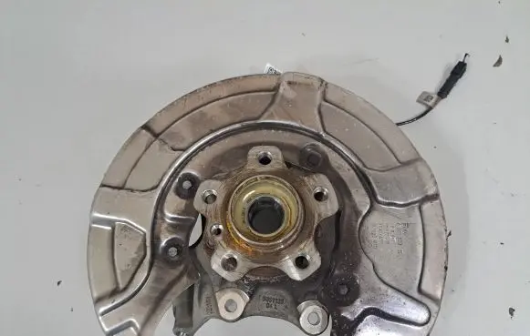BMW 7 G11 G12 Rear wheel hub 6865661 6899175