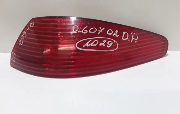 Peugeot 607 Rear/tail lights
