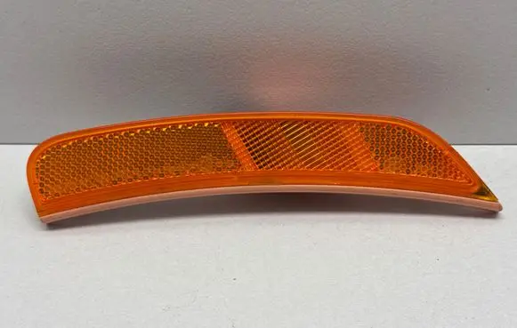 Chrysler Pacifica Front reflector 68229423AA 430410 LRX15008