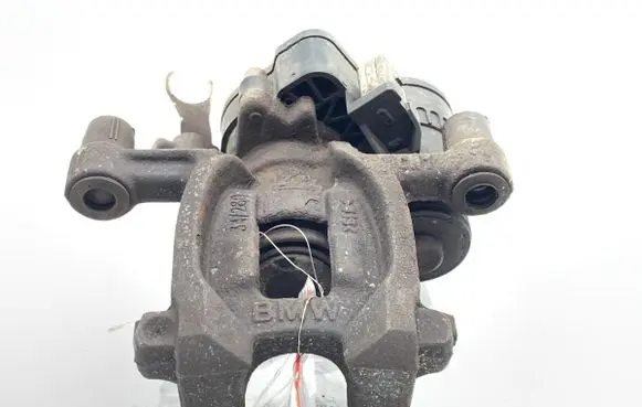BMW X2 F39 Rear brake caliper 6892605