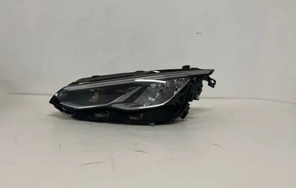 Volkswagen Golf VIII Headlight/headlamp 5H1941005 90150890 8991VR4AA6D6