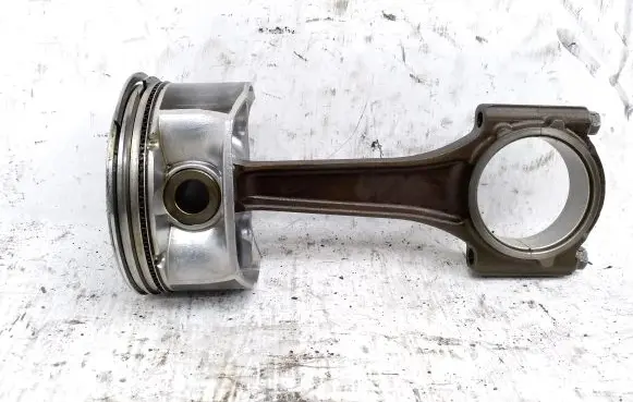 Chrysler 300 - 300C Piston with connecting rod