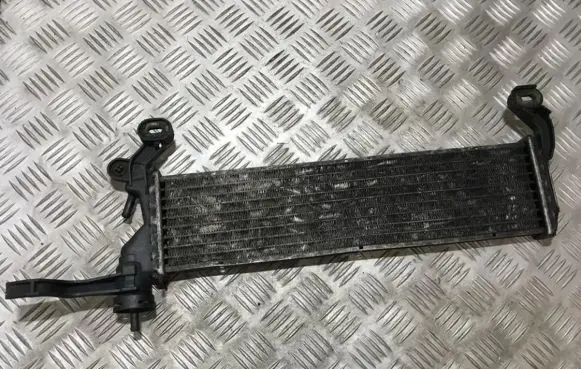 Engine oil radiator