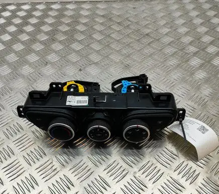 Hyundai i10 Climate control unit 97250B9420