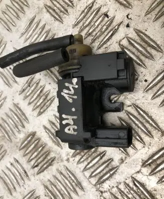 Audi A4 S4 B8 8K Turbo solenoid valve