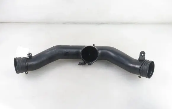 Audi Q7 4L Air intake hose/pipe 7L8129627
