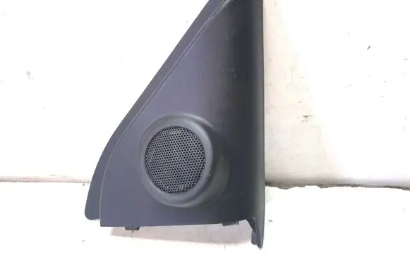 Suzuki Swift I Front door speaker 8475163J10