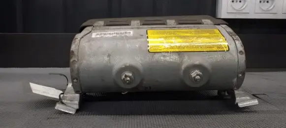 Smart ForTwo I Passenger airbag 0001123v021