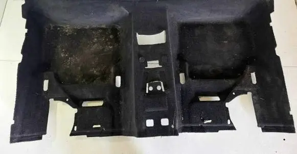 BMW 3 E90 E91 Rear floor carpet liner 17663010 110397 7114435