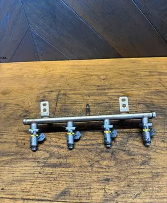 Fuel main line pipe