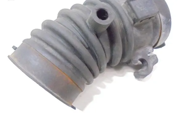 Mazda 6 Air intake hose/pipe L813132213