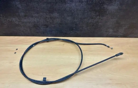 Volkswagen Golf IV Engine bonnet/hood lock release cable 