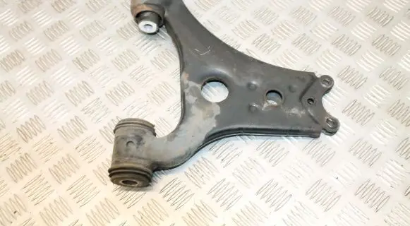 Mercedes-Benz B W245 Front lower control arm/wishbone