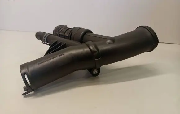 Skoda Octavia Mk3 (5E) Engine coolant pipe/hose 04L121026F