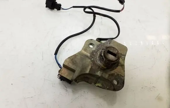 Ford Galaxy Tailgate exterior lock 7M0827297