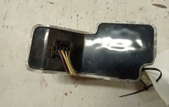 Jaguar XF X250 Steering wheel lock 8W833K772BA