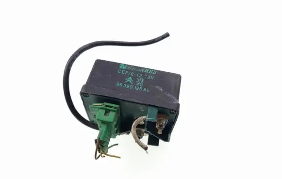 Peugeot 406 Glow plug pre-heat relay 9639912580