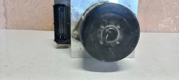 Opel Insignia A ABS Pump 13316697