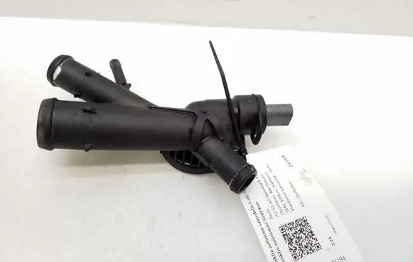 Audi A3 S3 A3 Sportback 8P Engine coolant pipe/hose 03L121131AA