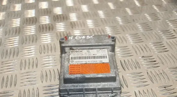 Mercedes-Benz Sprinter W906 Airbag control unit/module A9064461142 0285010224