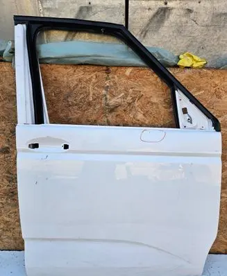 Volkswagen Multivan T7 Front door
