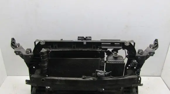Hyundai Tucson TL Radiator support slam panel 86571-D7000