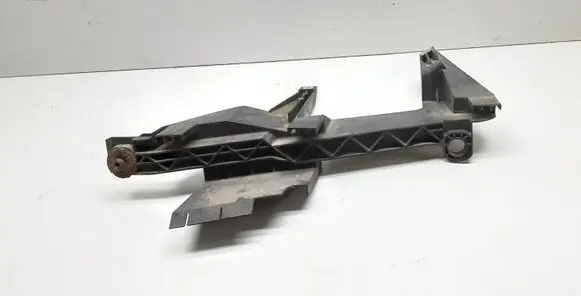 BMW X3 E83 Headlight/headlamp mounting bracket 1301073024