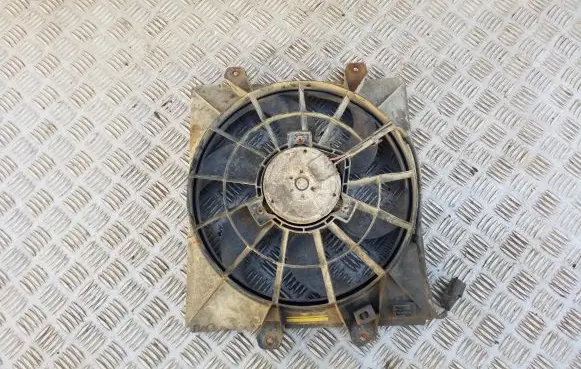 Toyota Avensis T220 Electric radiator cooling fan 3135103199