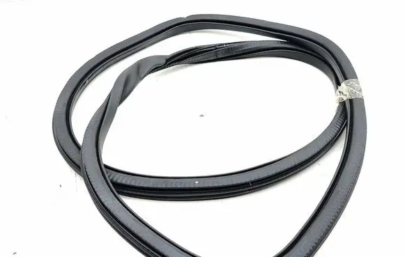 Peugeot 308 Rear door rubber seal (on body) 