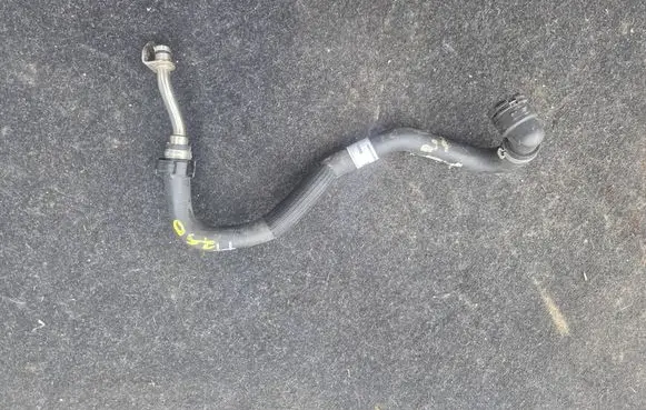 BMW 5 G30 G31 G38 Engine coolant pipe/hose 9896892