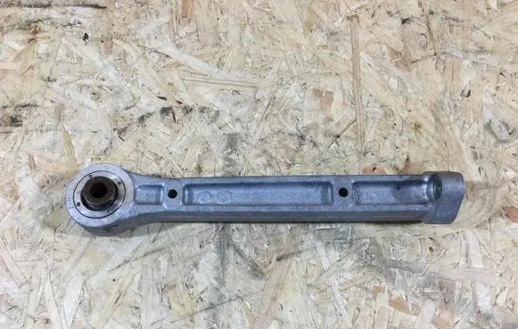 Rear upper control arm/wishbone