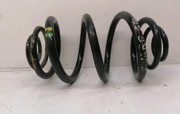 Opel Vivaro Rear coil spring