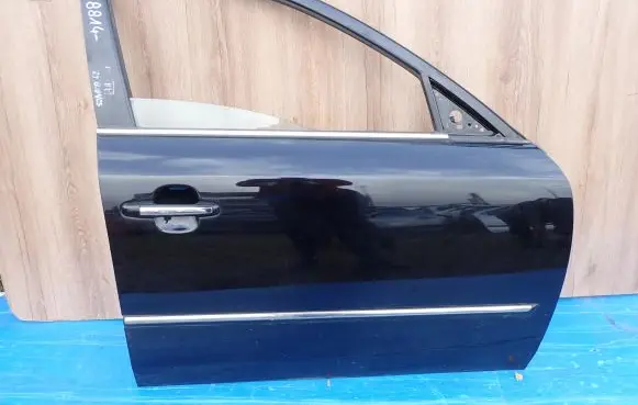 Hyundai Sonata Rear door