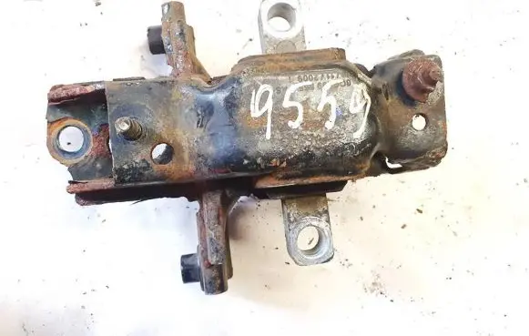 Skoda Fabia Mk2 (5J) Engine mount bracket
