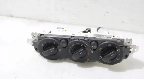 Ford Focus Interior fan control switch 