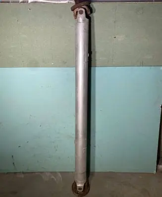 Dodge RAM Middle center prop shaft P68305646AE X3PX052141011